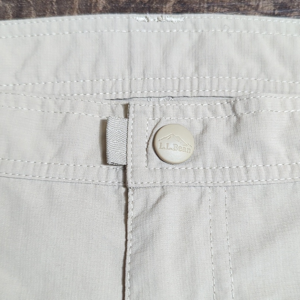 L.L. Bean Men's Cresta Cargo Hiking Shorts Size Med-Reg in Khaki Tan 100% Nylon - Picture 6 of 9